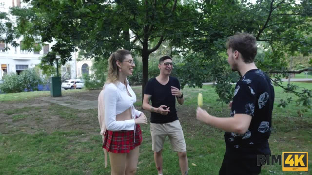 Приятная студентка знает толк в римминге и горячем спаривании - #2