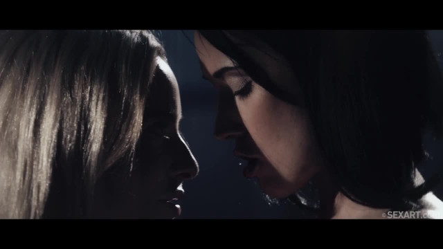 Дерзкие куни сексапильных девок, от которых сносит крышу