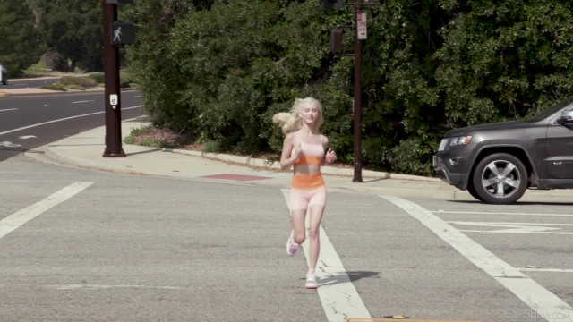 Её жопка — звезда анального шоу, где всё по-взрослому! - #1