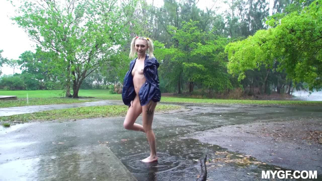 Юная эксгибиционистка с необратимым желанием долго заниматься сексом - #2